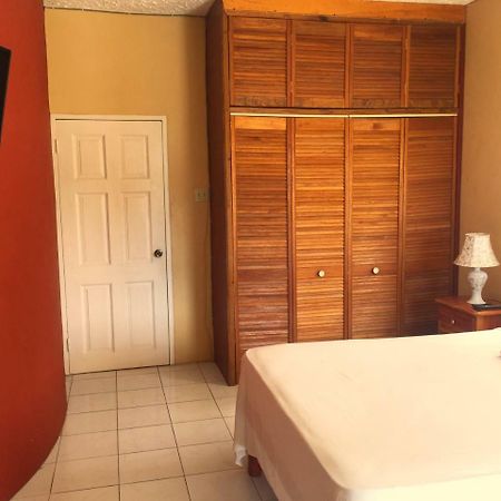 Yaad Hostel Montego Bay Kültér fotó