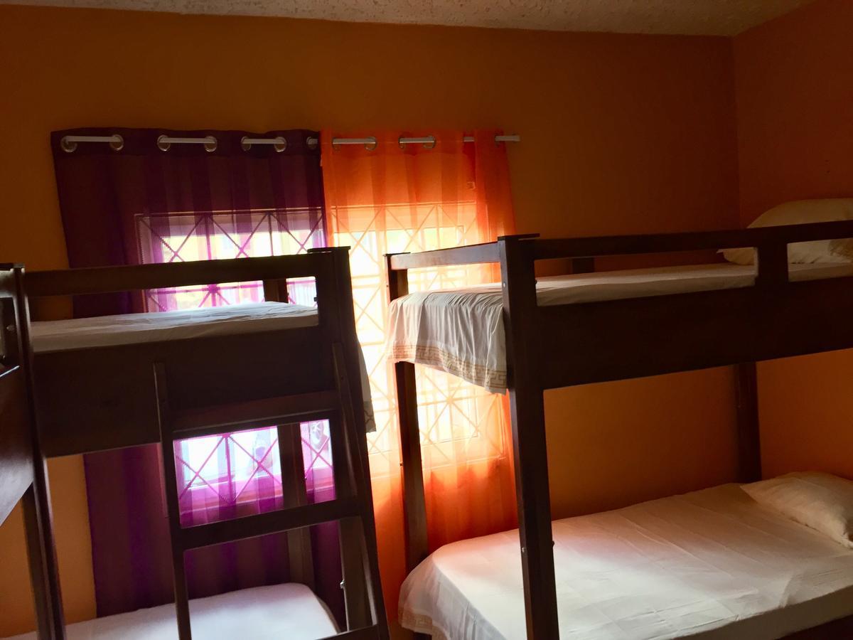 Yaad Hostel Montego Bay Kültér fotó
