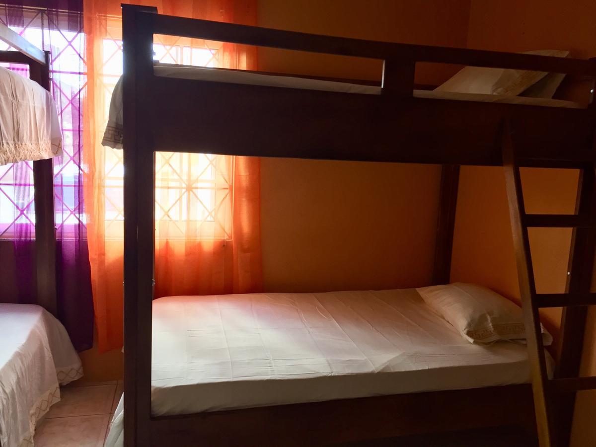 Yaad Hostel Montego Bay Kültér fotó