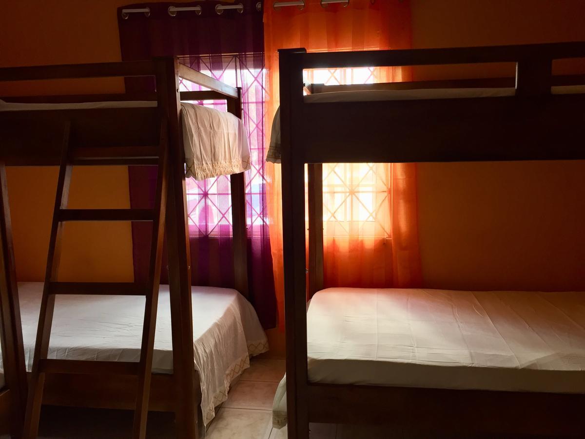 Yaad Hostel Montego Bay Kültér fotó