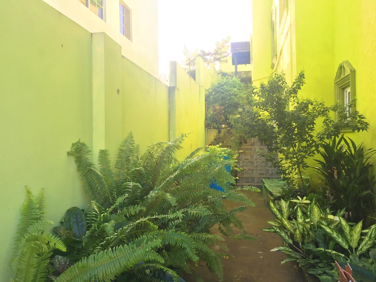 Yaad Hostel Montego Bay Kültér fotó