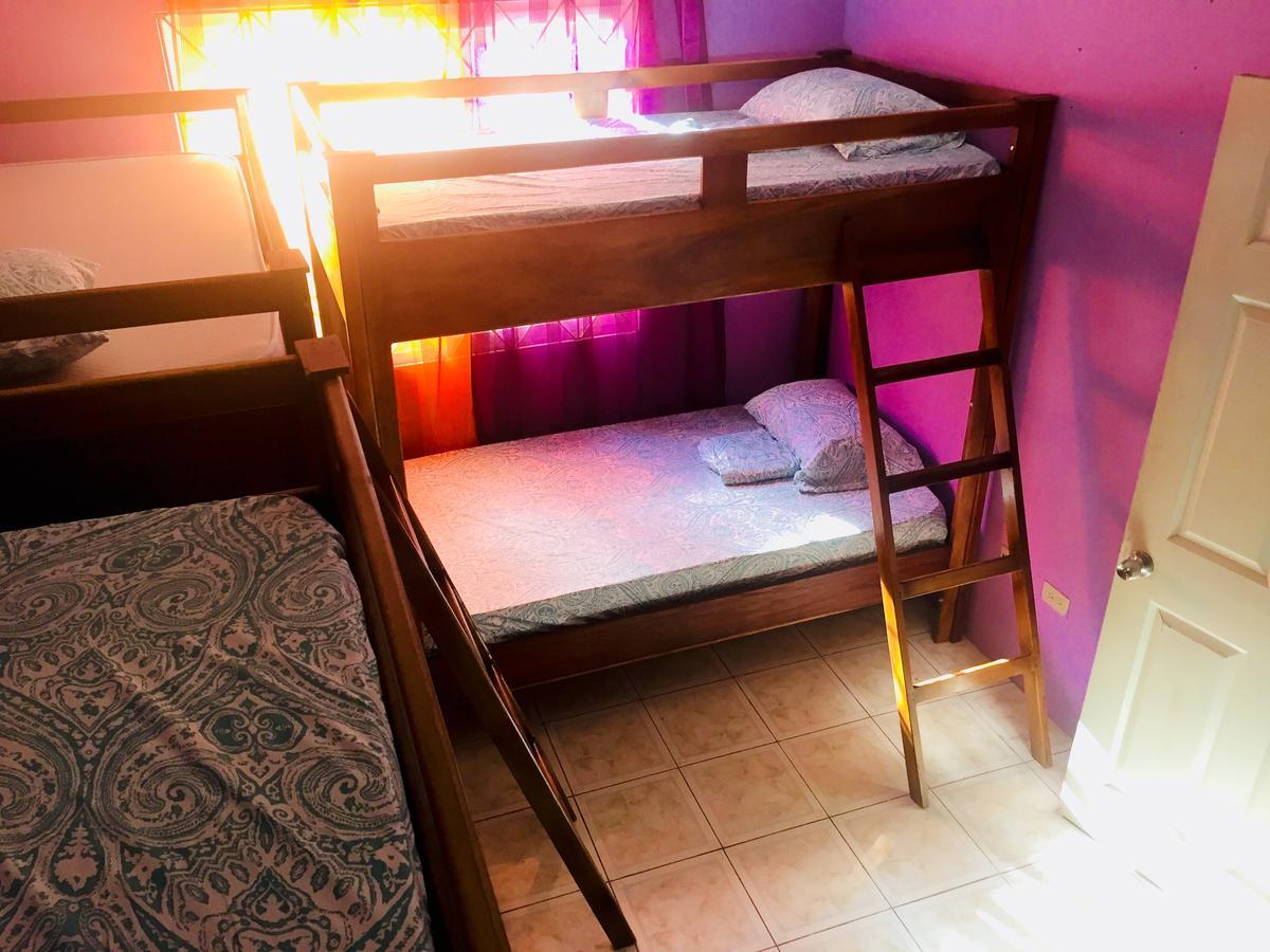 Yaad Hostel Montego Bay Kültér fotó