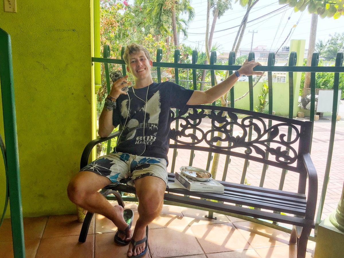 Yaad Hostel Montego Bay Kültér fotó