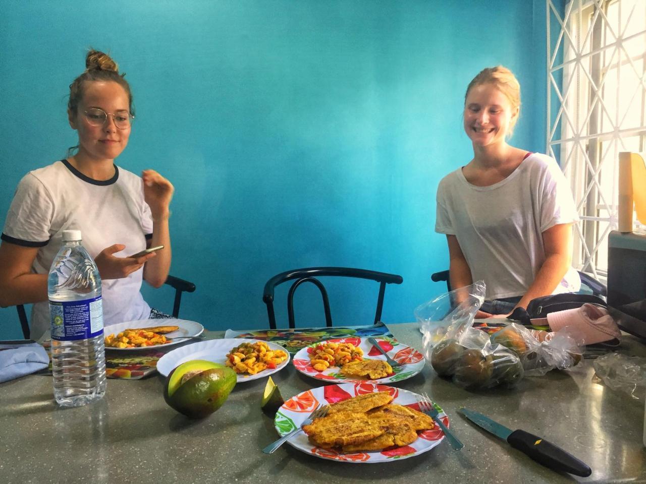 Yaad Hostel Montego Bay Kültér fotó