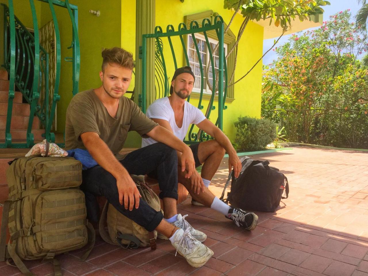 Yaad Hostel Montego Bay Kültér fotó