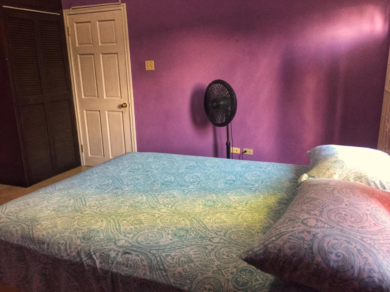 Yaad Hostel Montego Bay Szoba fotó